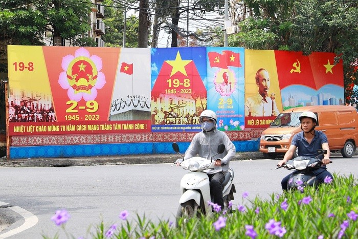 View - 
            Thủ đô Hà Nội rực rỡ cờ hoa chào mừng Quốc khánh 02/9/2023
    