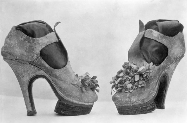 View -             Lịch sử của giày cao gót    