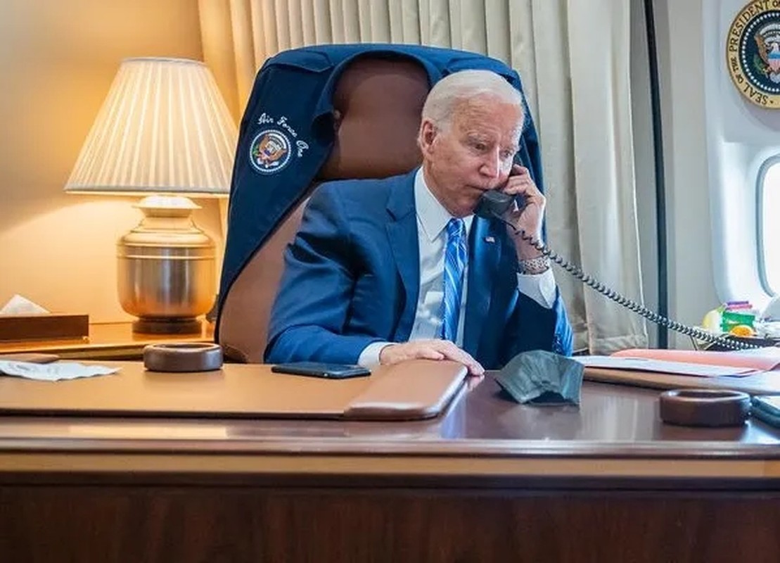 View -             Chuyên cơ chở Tổng thống Mỹ Joe Biden thăm Việt Nam sang cỡ nào?    