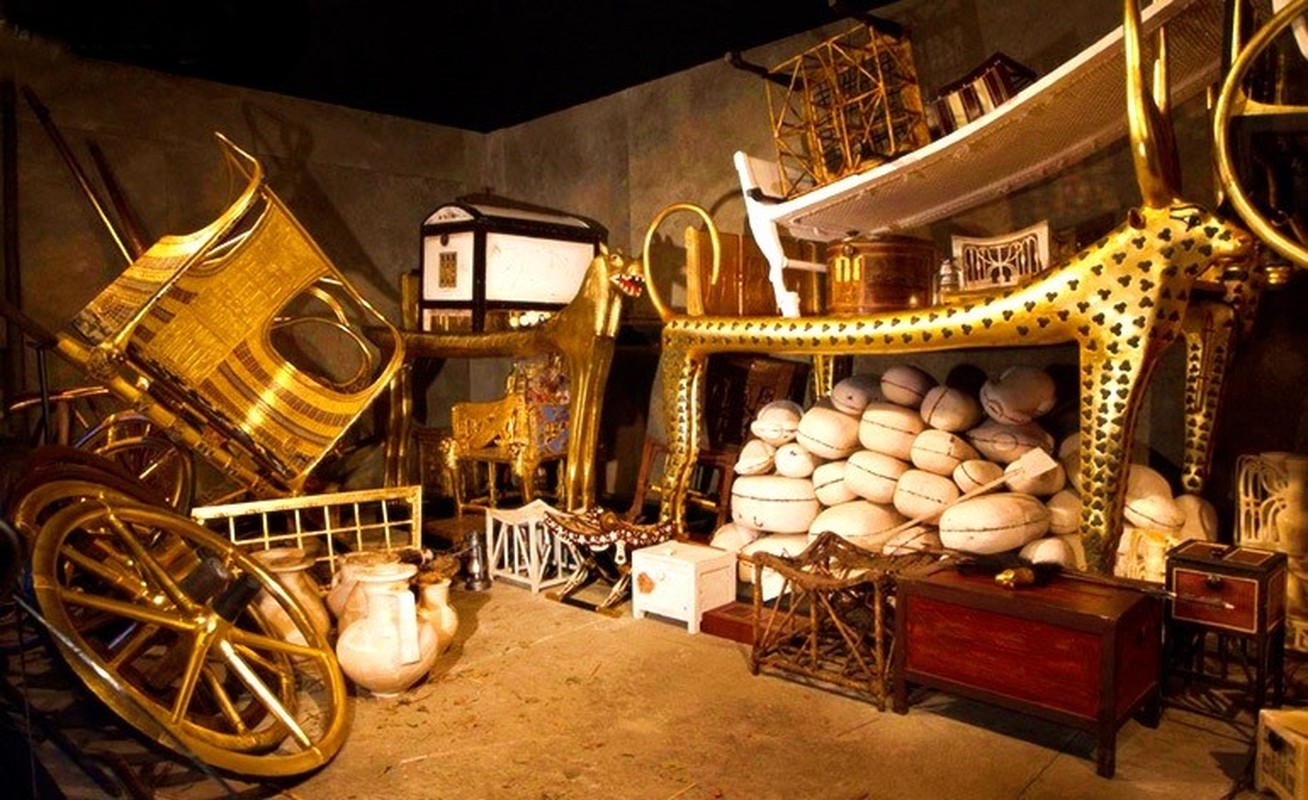 View -             Mở mộ Pharaoh Tutankhamun, chuyên gia giật mình thấy điều không tưởng    