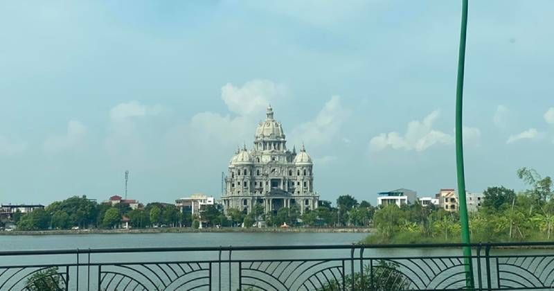 View -             Cận cảnh tòa lâu đài nghìn tỷ của đại gia Phú Thọ    