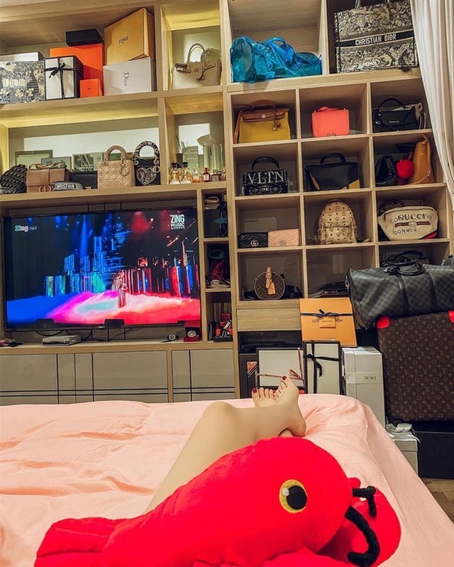 Cận cảnh 'căn hộ xinh như mộng' của Tân Hoa hậu Bùi Quỳnh Hoa