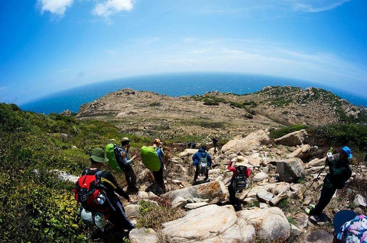 View -             Mãn nhãn ''kho báu' vô giá trời ban ở vườn quốc gia Núi Chúa    