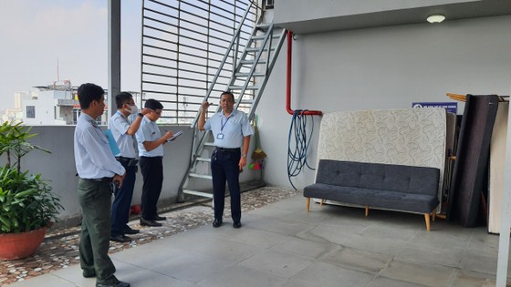             Một nhà trọ 7 tầng xây tăng thêm 135 phòng ở quận Tân Phú    