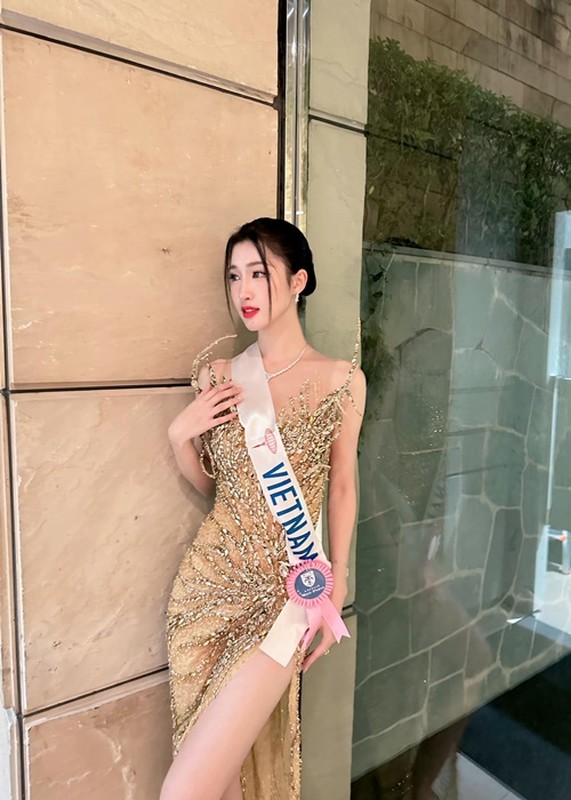 View -             Phương Nhi gọi sai tên cuộc thi Miss International gây tranh cãi    