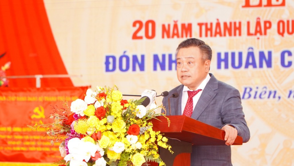 View -             Long Biên - chặng đường 20 năm bừng sáng và phát triển    