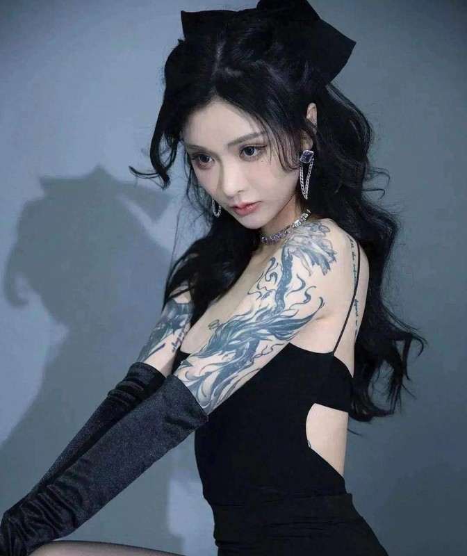 View -             Hot girl xăm trổ Trung Quốc khoe giao diện xinh đẹp cực chất    