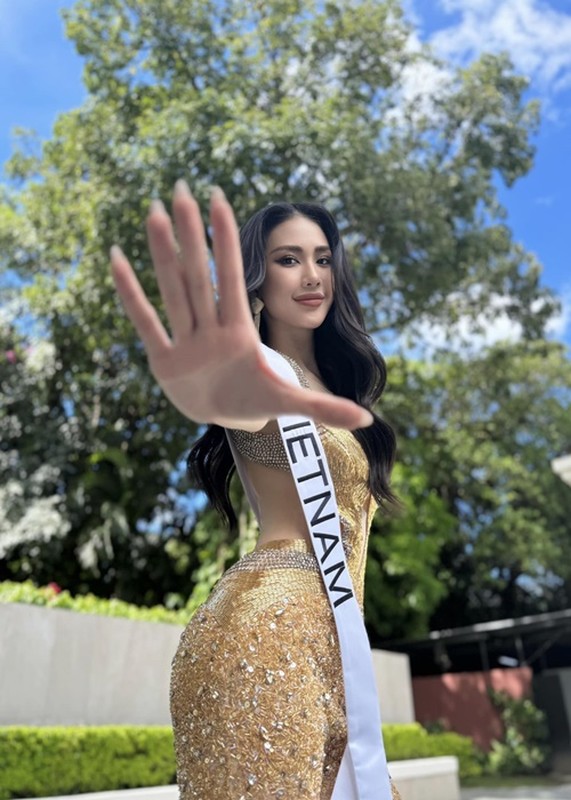             Đi thi Miss Universe 2023 giữa lùm xùm, Bùi Quỳnh Hoa hiện thế nào?    