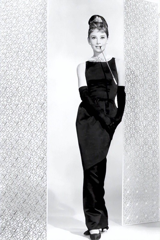'Tượng đài sắc đẹp' Audrey Hepburn luôn tỏa sáng nhờ mẹo đơn giản này