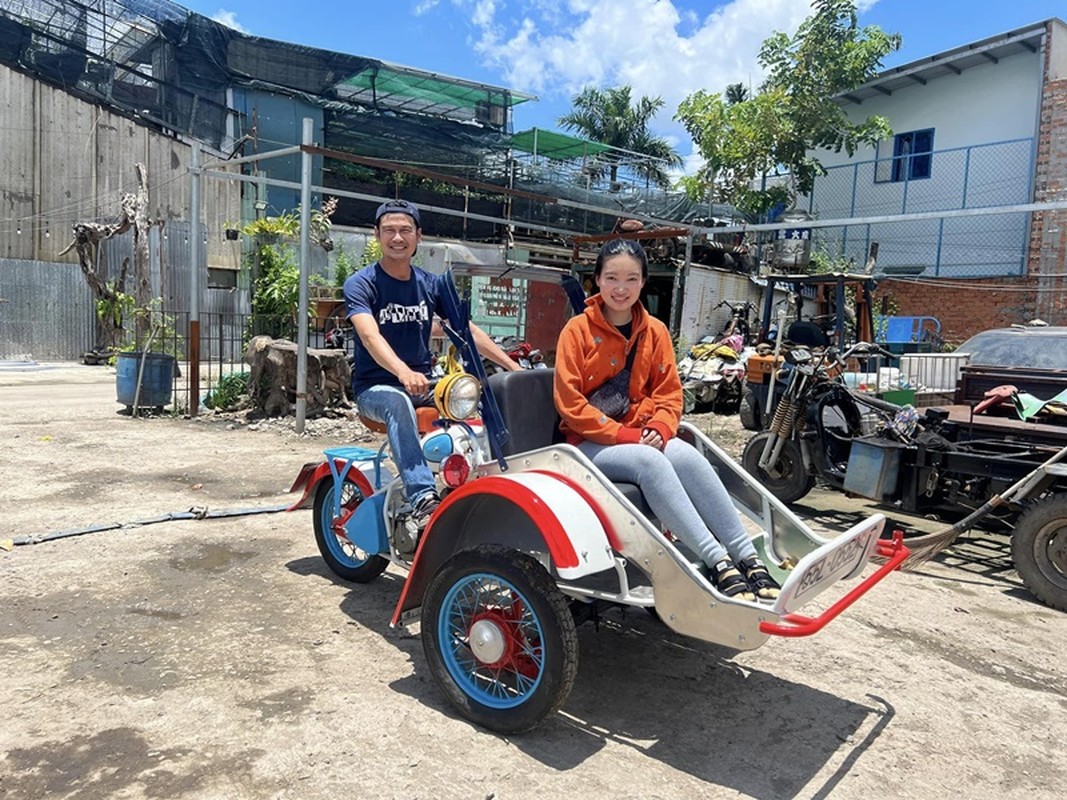 Diễn viên Tiết Cương: "Đại gia ngầm" mê làm nông, cưới vợ trẻ đẹp kém 26 tuổi, 50 tuổi chưa có con vẫn ngọt ngào đáng ngưỡng mộ