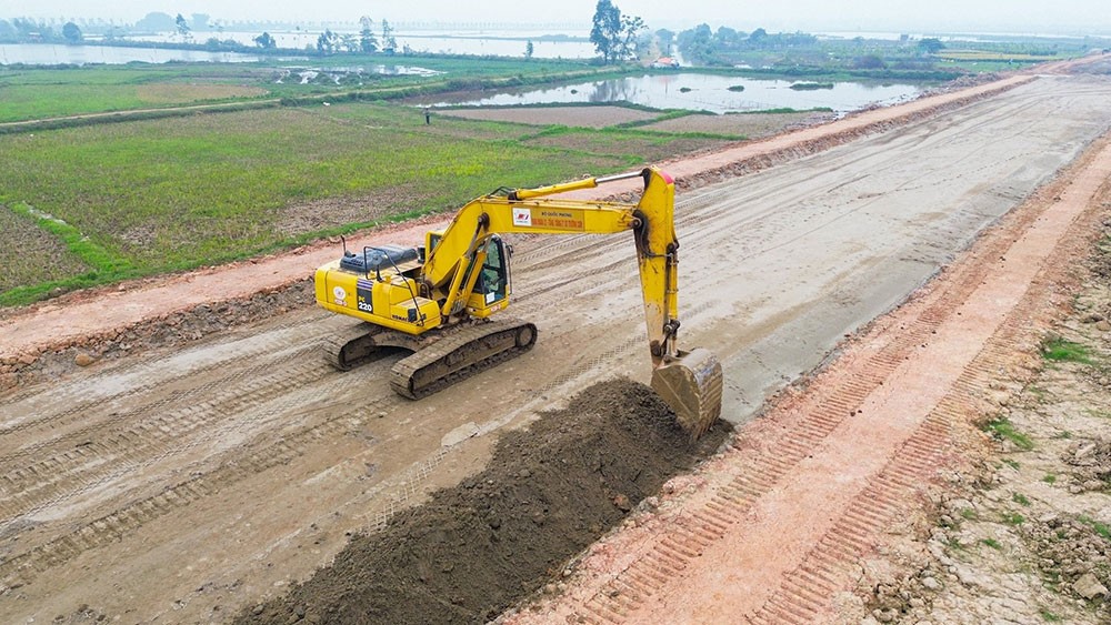 View -             Mê Linh: Đồng loạt triển khai 8 mũi thi công dự án đường Vành đai 4 - Vùng Thủ đô    