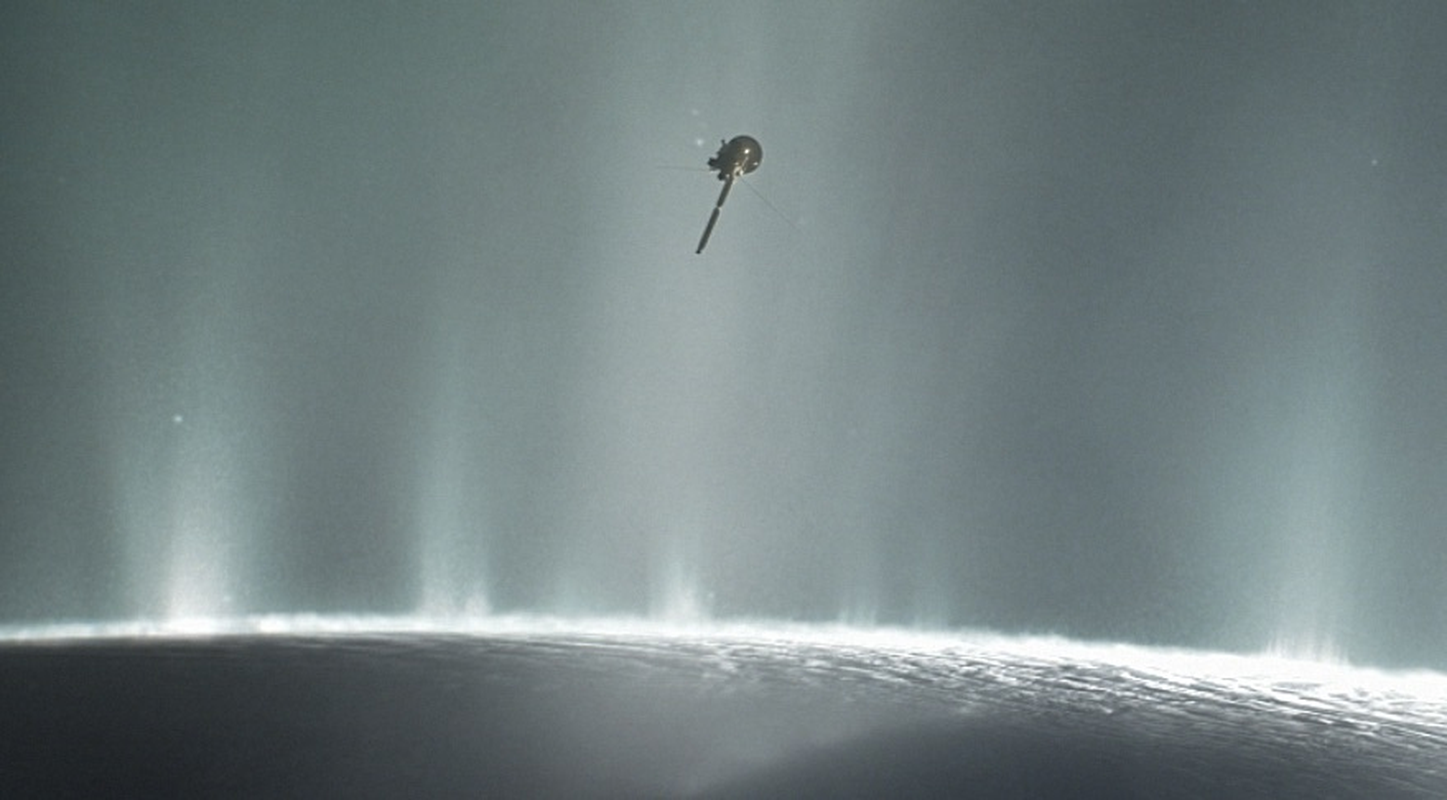 View -             Nóng: 'Bắt quả tang' sinh vật ngoài hành tinh phun vật chất vào tàu NASA    
