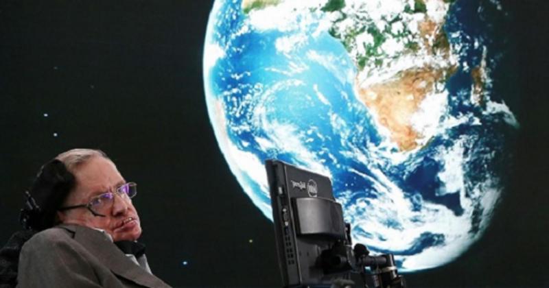 View -             Vì sao thiên tài Stephen Hawking từng mong muốn loài người rời khỏi Trái đất?    