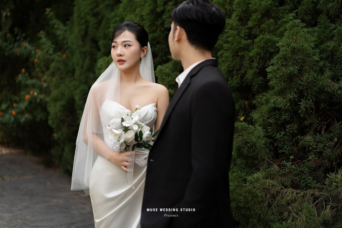 View -             Nhan sắc cô dâu trong đám cưới mâm cỗ 28 triệu ở Quảng Ninh    