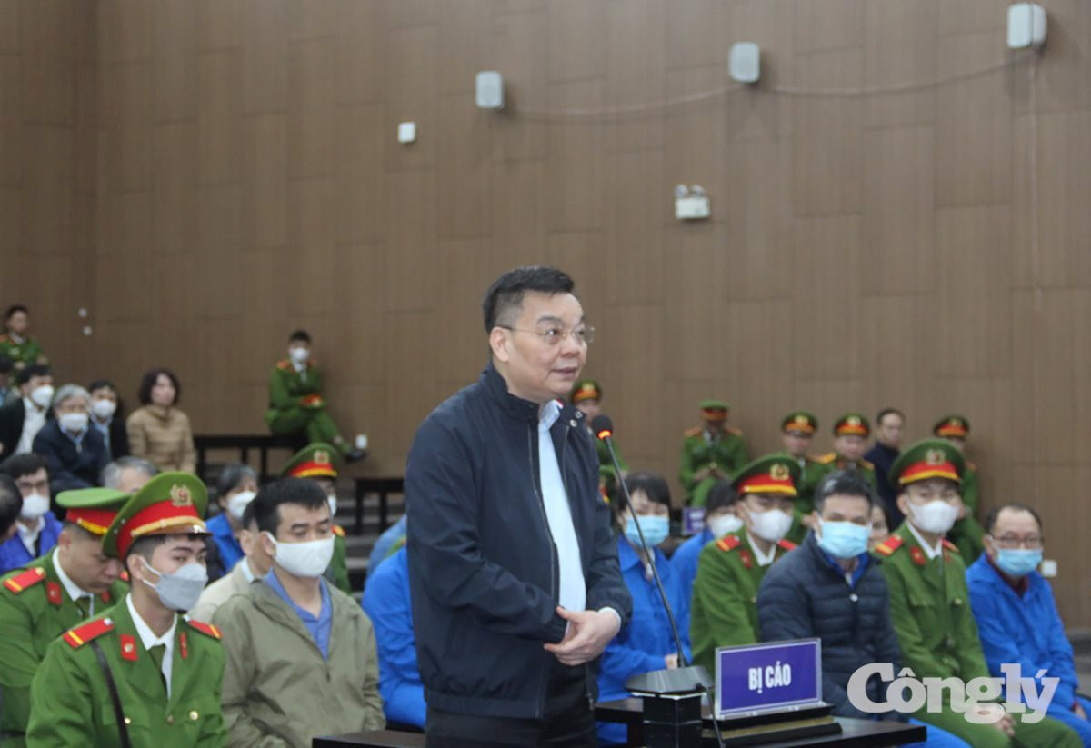 View -             Những hình ảnh tại phiên tòa xét xử 38 bị cáo trong 'đại án' Việt Á    