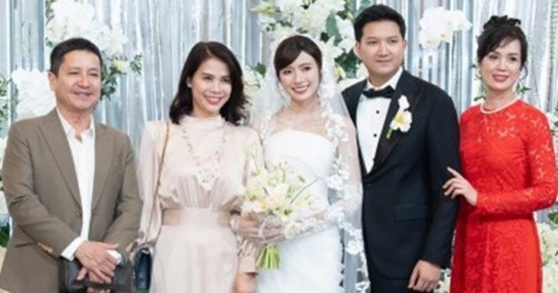             Chí Trung cùng bạn gái dự đám cưới cháu trai và Ngọc Huyền    