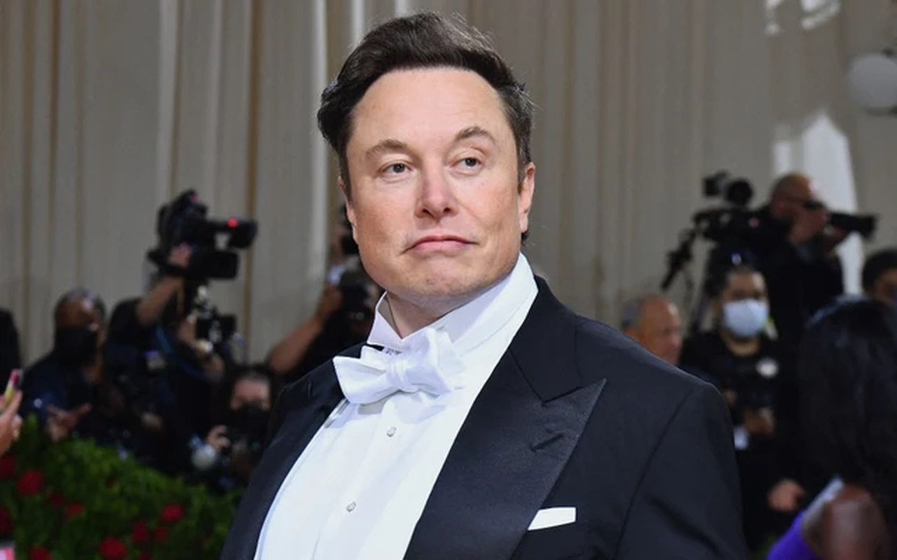             Tỷ phú Elon Musk tiết lộ cực chấn động về người ngoài hành tinh    