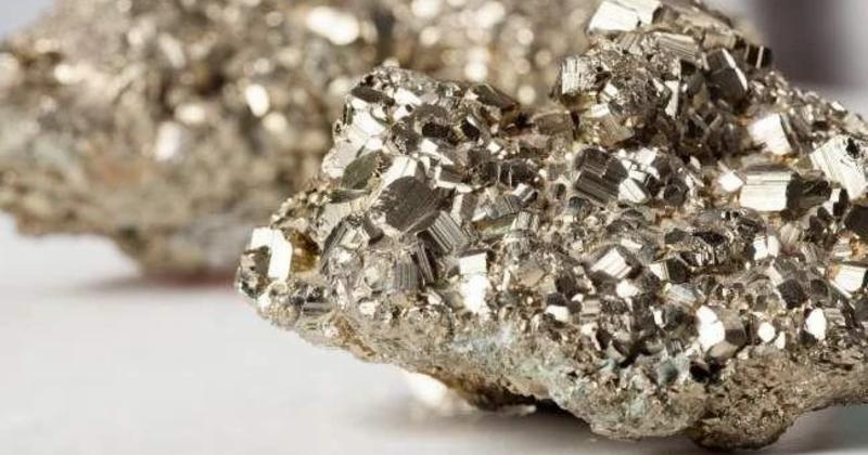             Viên đá đắt nhất hành tinh, chỉ 1 gram đủ sống sướng cả đời    