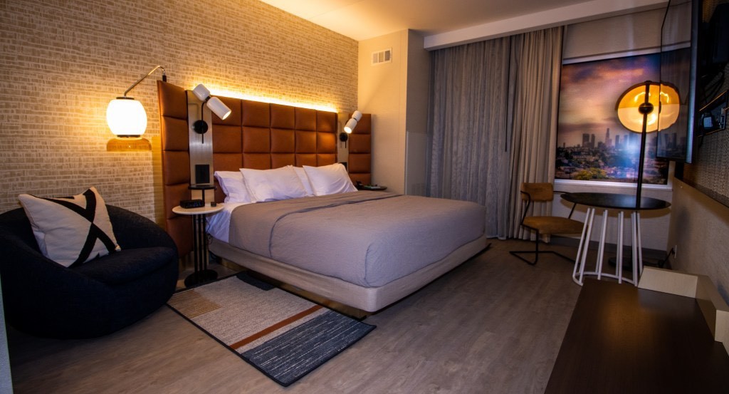 View -             'Du lịch ngủ' lên ngôi, nhiều khách sạn tung ra loạt dịch vụ hỗ trợ giấc ngủ cho du khách    