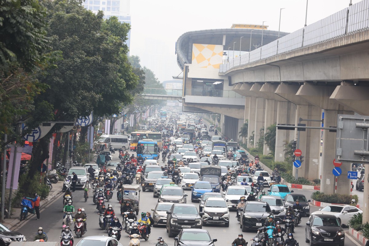 View -             Giao thông Hà Nội ùn ứ những ngày giáp Tết    