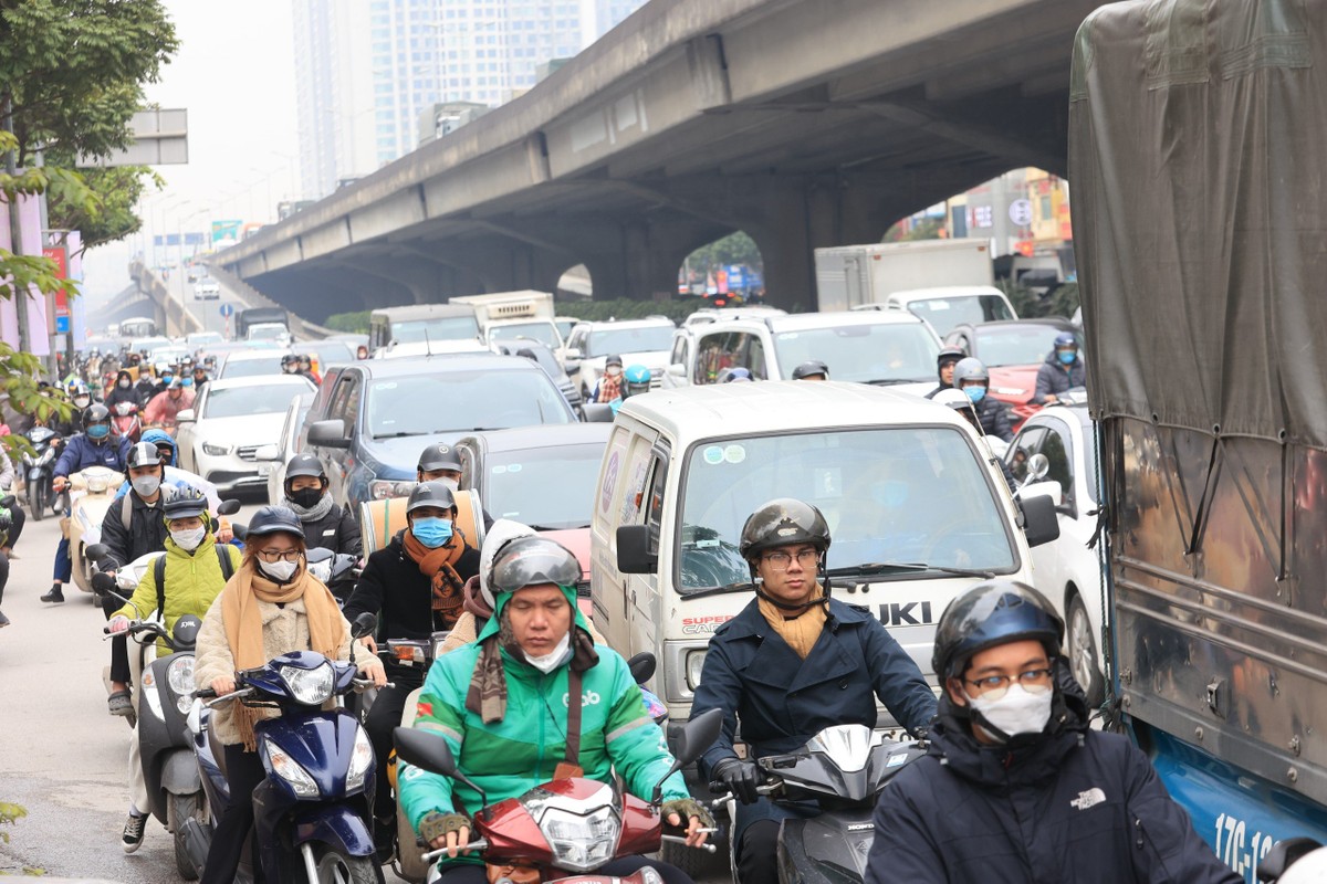 View -             Giao thông Hà Nội ùn ứ những ngày giáp Tết    