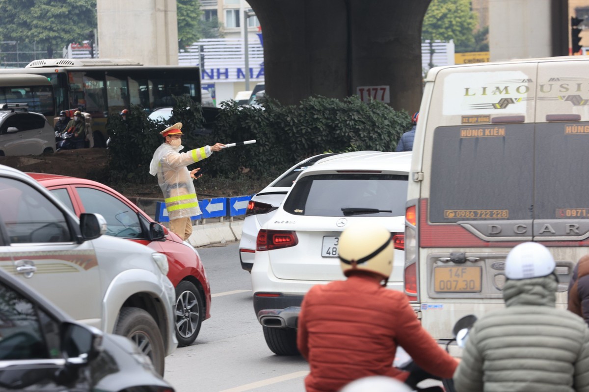 View -             Giao thông Hà Nội ùn ứ những ngày giáp Tết    