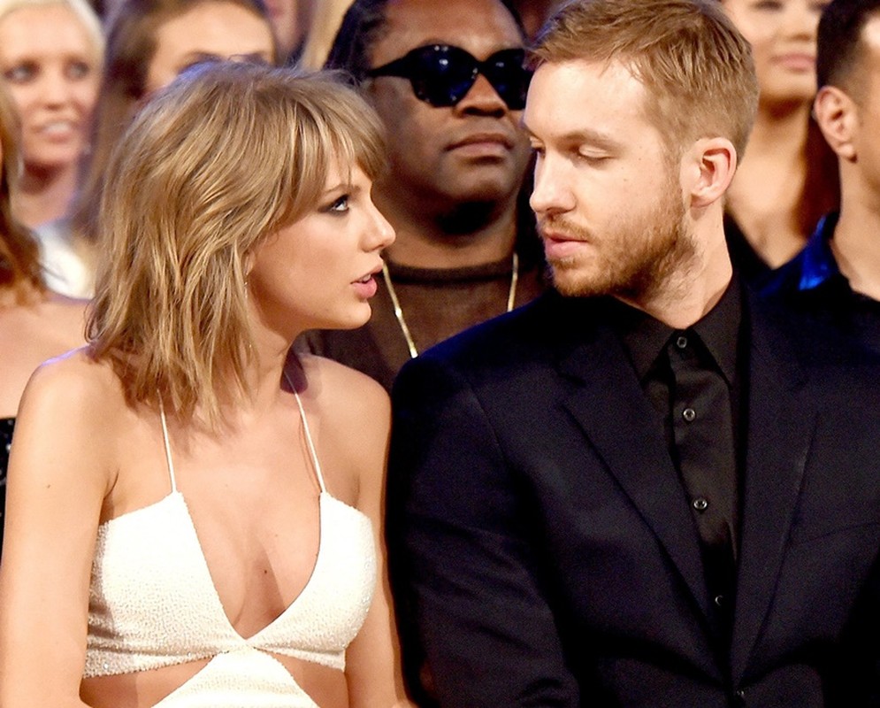             Taylor Swift lập kỷ lục Grammy, tài sản tỷ đô, yêu dàn trai đẹp    