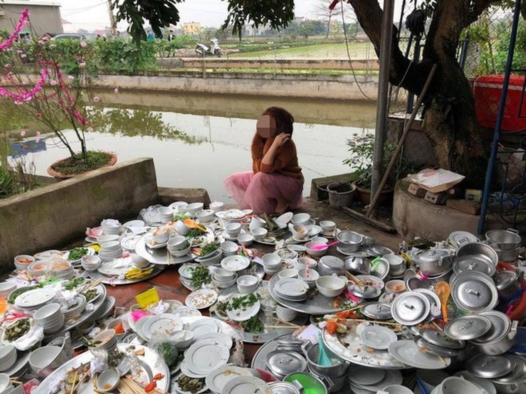             Cơn ác mộng mang tên 'rửa bát' của nhiều bạn trẻ ngày Tết    