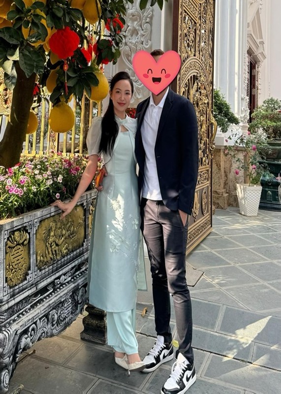 View -             Chân dung chồng sắp cưới của diễn viên Kim Oanh 'Thương ngày nắng về'    