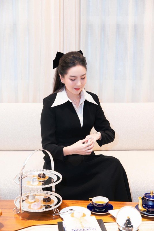 View -             Nữ MC VTV Mai Ngọc trẻ đẹp, cuộc sống viên mãn tuổi 34    