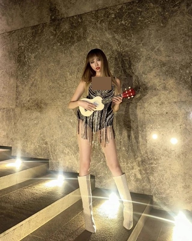 View -             Sao Việt chi hàng chục triệu sang Singapore xem concert Taylor Swift    