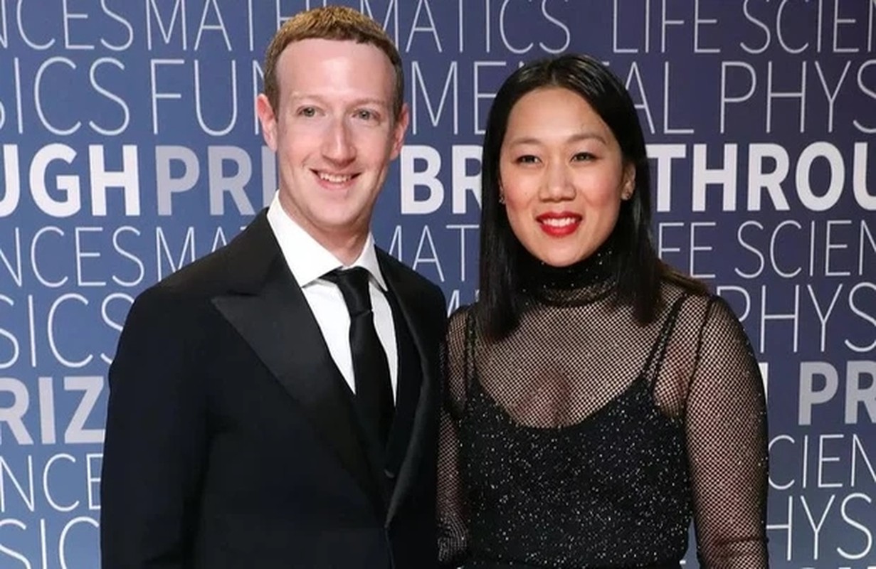             Hôn nhân hạnh phúc và lạ của vợ chồng ông chủ Facebook Mark Zuckerberg    