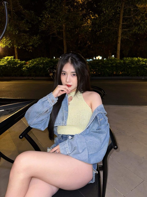             Bị tố 'đi khách', hot girl TikTok Quỳnh Alee 'bật mood cực gắt'    