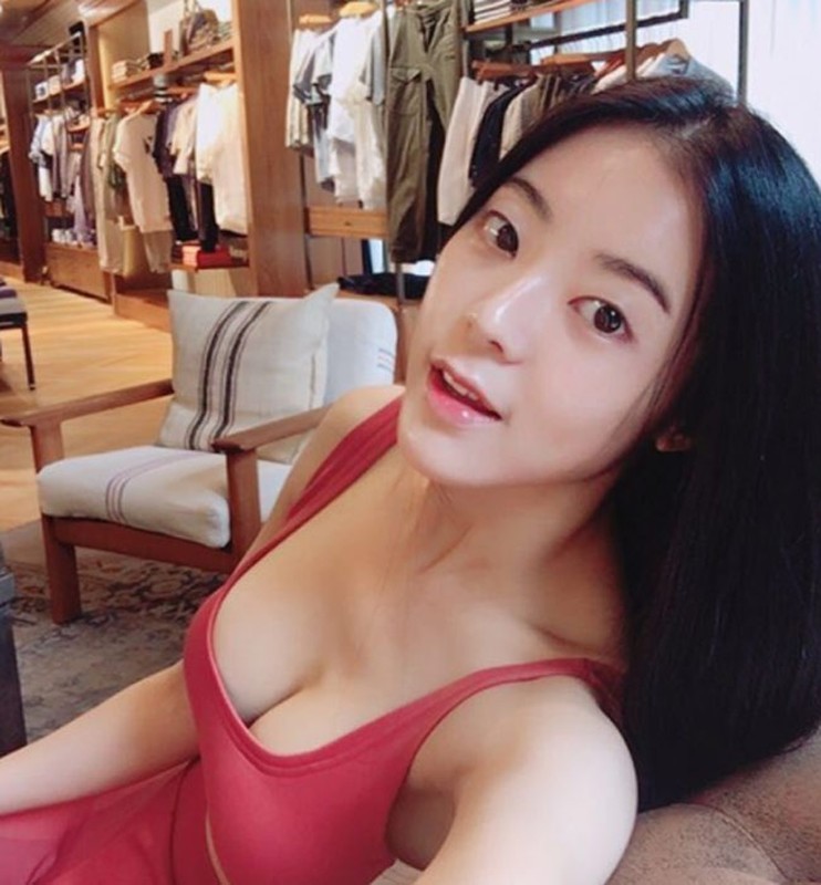View -             Người mẫu bikini Hàn Quốc gây xôn xao khi lộ cảnh nóng    