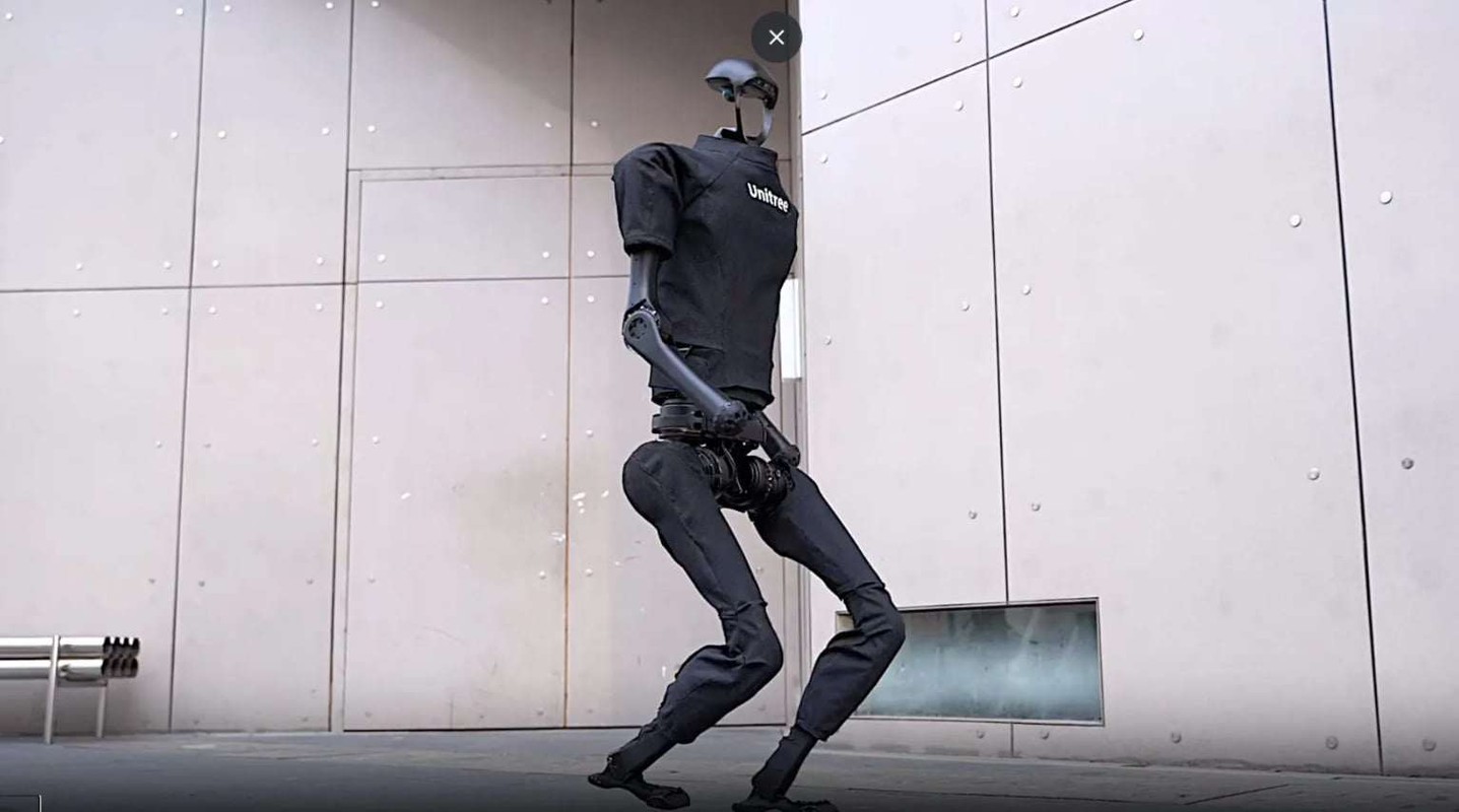             Cận cảnh robot hình người chạy nhanh nhất thế giới    