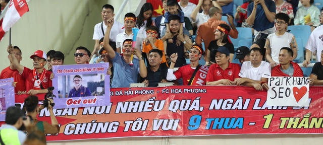             HLV Troussier đã làm gì cho bóng đá Việt Nam?    