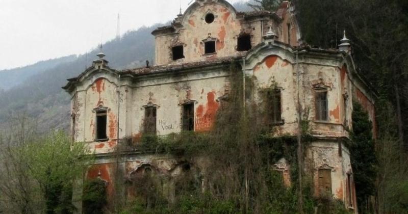 View -             Bí ẩn rùng rợn về biệt thự bỏ hoang đáng sợ nhất Italy    