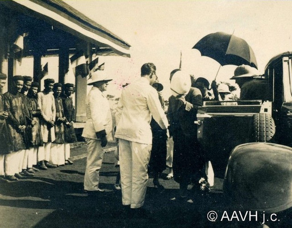 View -             Ảnh hiếm về vua Bảo Đại ở phố núi Pleiku năm 1933    
