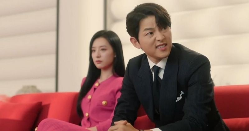 View -             Song Jong Ki thu hút sự chú ý khi tham gia tập 8 'Nữ hoàng nước mắt'    