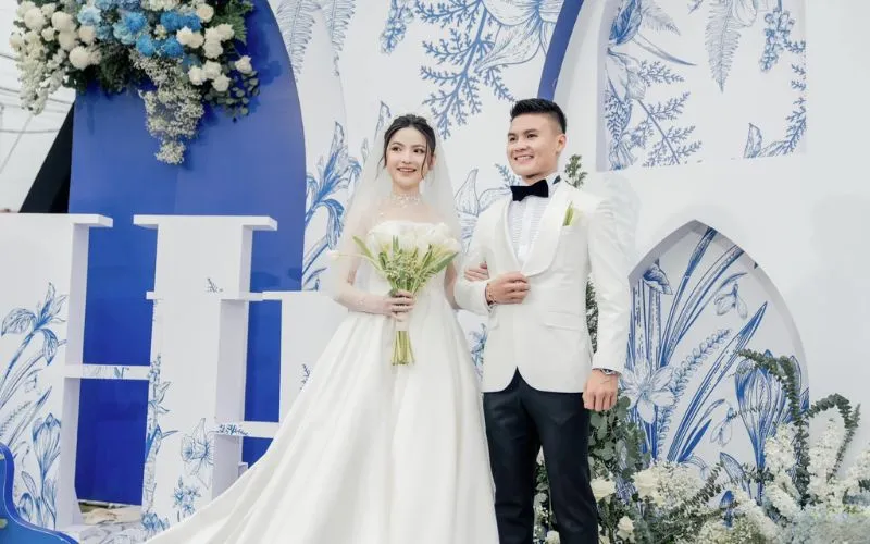             Lý do Quang Hải và vợ huỷ hợp đồng với studio chụp ảnh cưới    