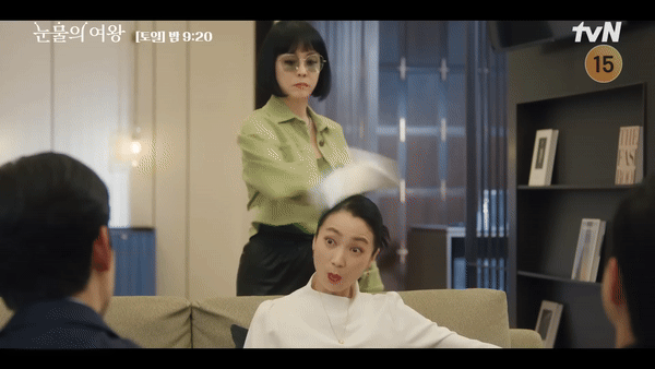 View -             'Queen of Tears' tập 10: Mẹ Hae In bỗng đổi tính, cô Beom Ja phát huy thế mạnh 'bạo lực'    