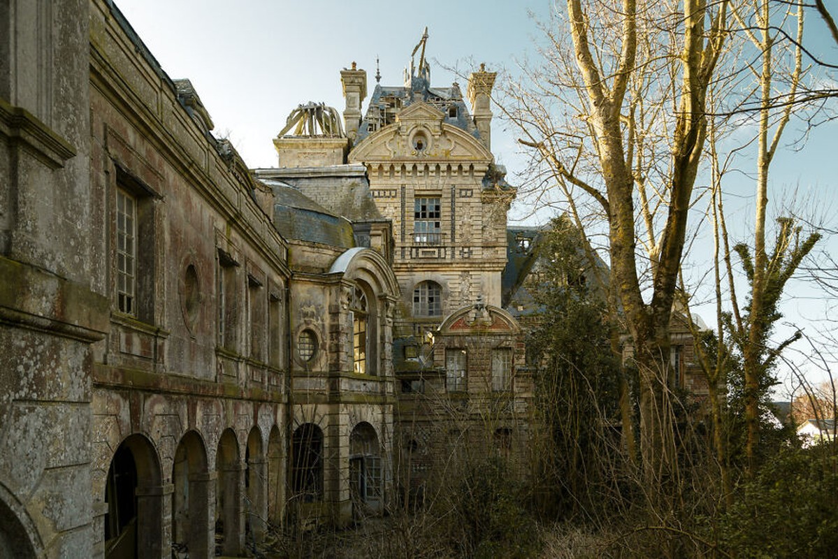 View -             Choáng ngợp loạt lâu đài bỏ hoang đẹp nhất thế giới    