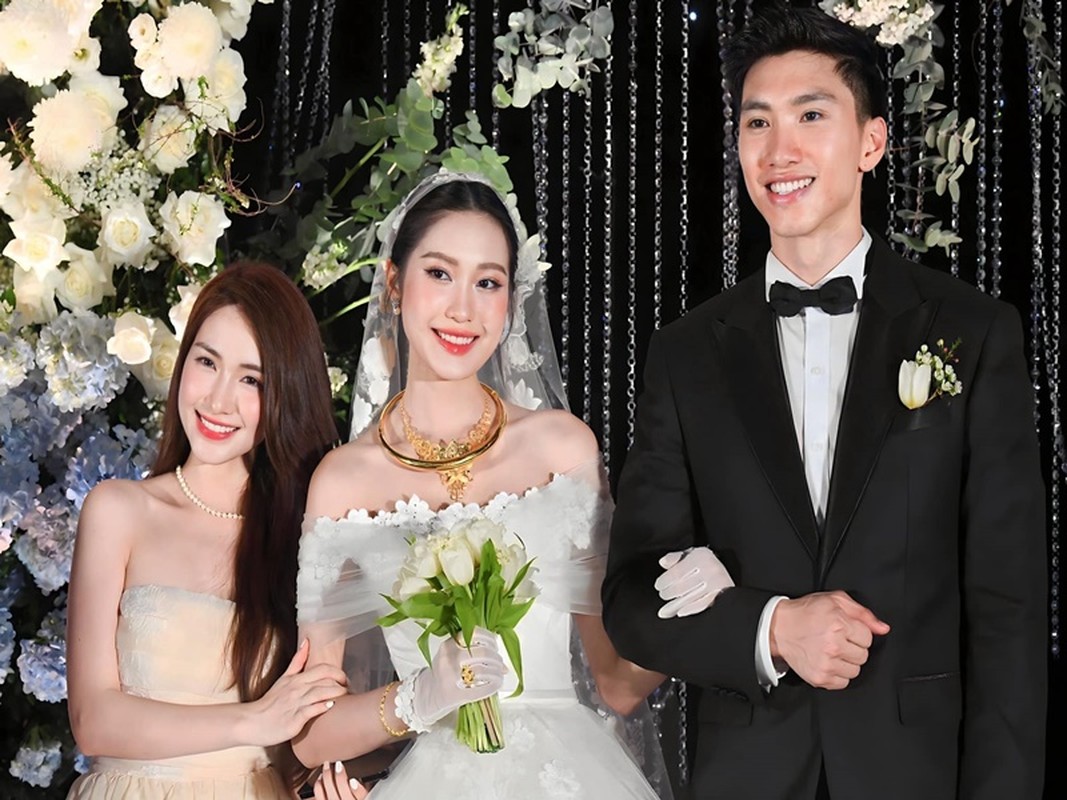 View -             Hòa Minzy nói gì khi bị chê 'lanh chanh' dự nhiều đám cưới?    