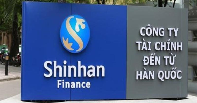 View -             Shinhan Finance lỗ kỷ lục, dư nợ trái phiếu thế nào?    