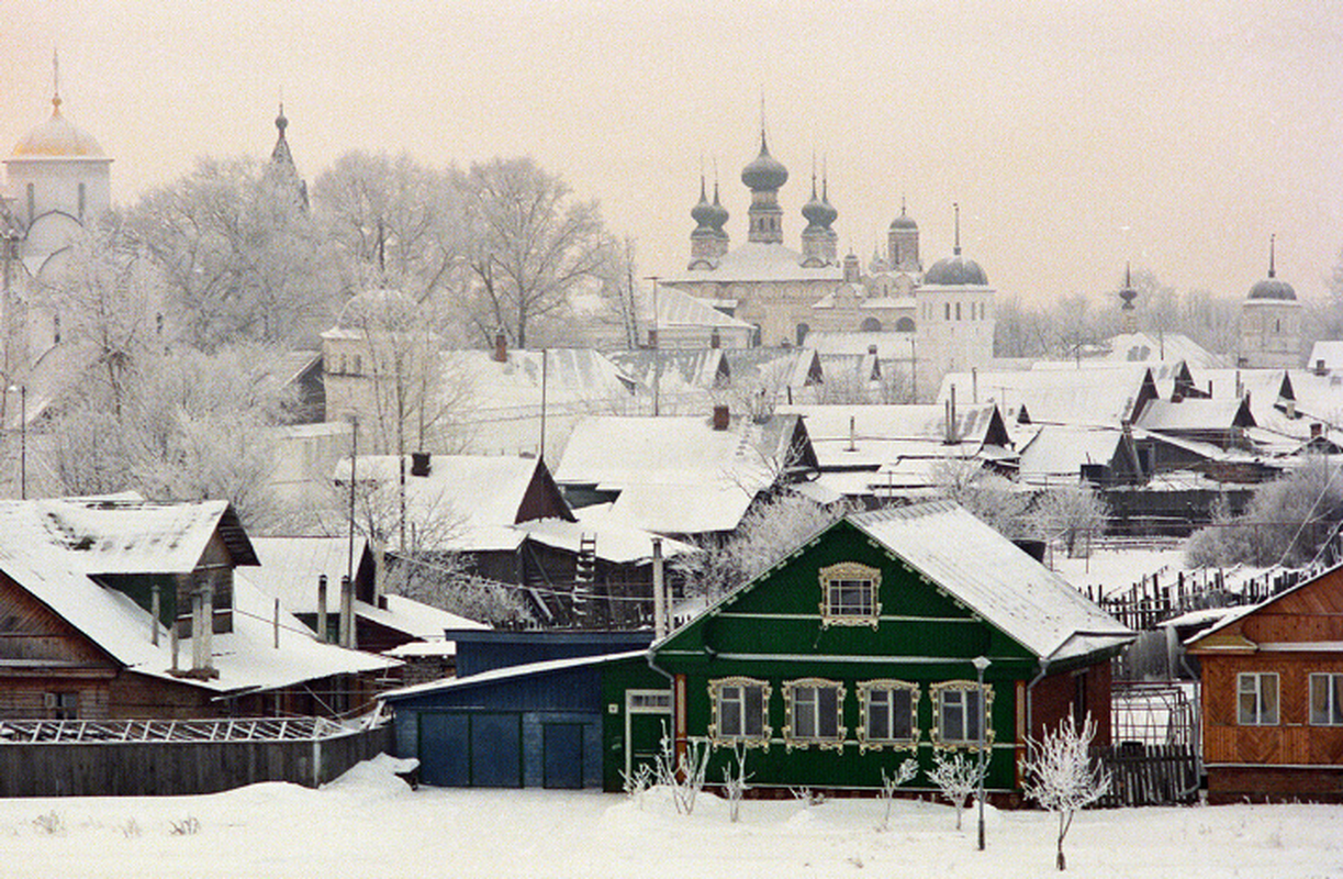 View -             Ảnh hiếm gây kinh ngạc về cuộc sống ở nước Nga năm 1994    