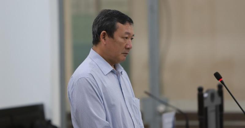 View -             Kiến nghị 5-6 năm tù, cựu giám đốc CDC Khánh Hòa thay đổi lời khai    