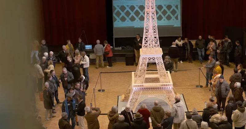 View -             Tháp Eiffel làm từ que diêm cao hơn 7 mét lập kỷ lục Guinness    