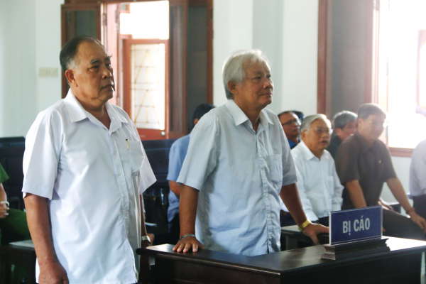 View -             HĐXX giải thích lý do cựu Chủ tịch UBND tỉnh Phú Yên được hưởng án treo    