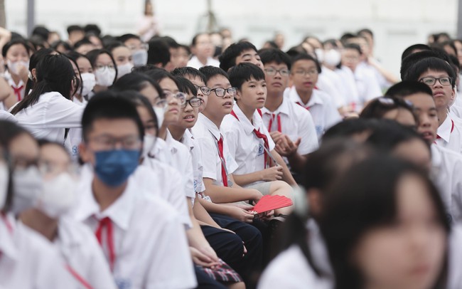             Hơn 300.000 học sinh Hà Nội vào lớp 1 và 6 năm học 2024-2025    