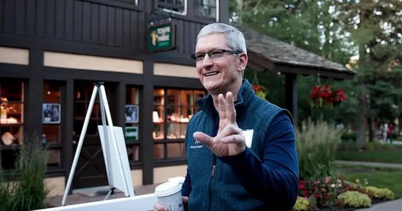 View -             Hé lộ cuộc sống kín tiếng của CEO Apple Tim Cook    